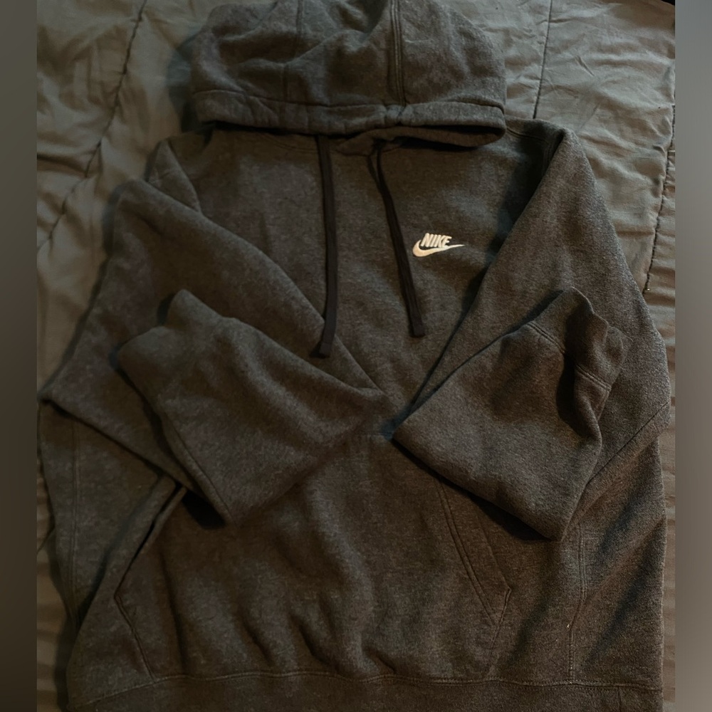 Nike Men's Gray Hoodie